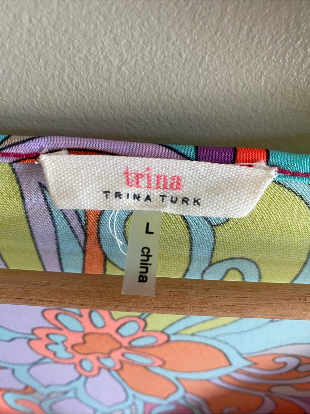Trina Turk Multicolor Floral V-Neck Tunic - Picture 4 of 11